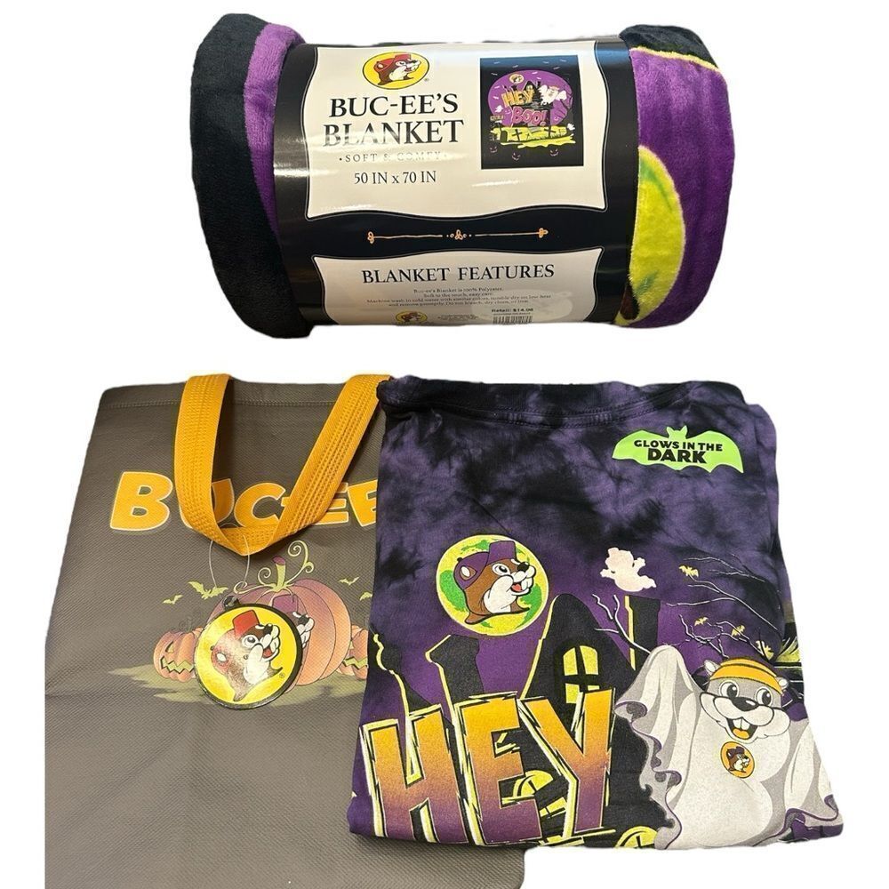 Buc-Ee’s Bucees Bundle With Blanket ,T-Shirt/Bag Limited Edition Rare